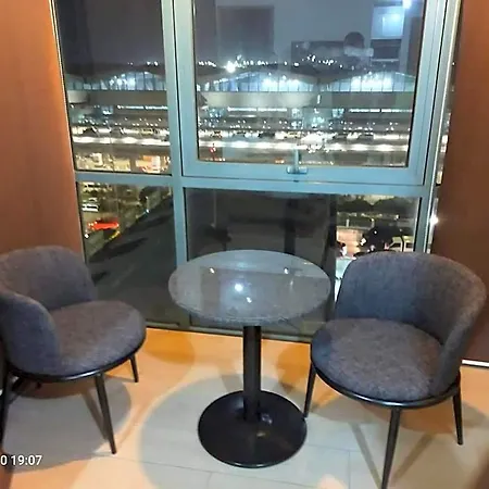 Rqui Affordable Hotel With Pool Condotel Pasay